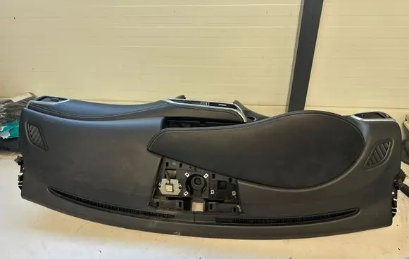 Infiniti Q30 Dashboard GL160317063623