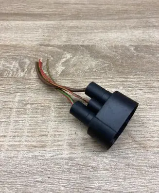 Volkswagen Touareg I Plug wire 1J0906234A