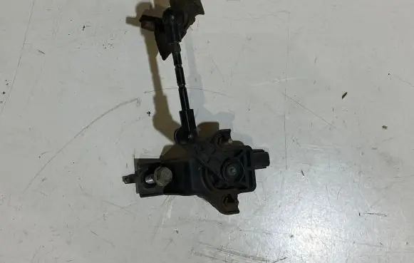 Ford Mustang VI Headlight/headlamp level sensor FR3V3C438A