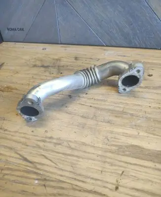 Skoda Superb B6 (3T) EGR valve line/pipe/hose 03L131521