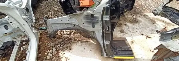 Renault Alaskan Front quarter panel F41014KJKE