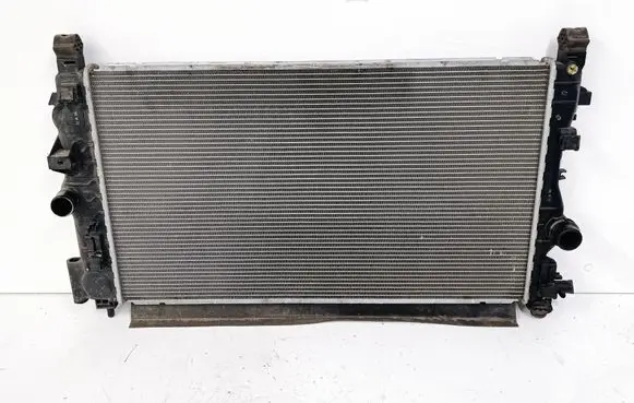 Opel Zafira C Coolant radiator 13312812