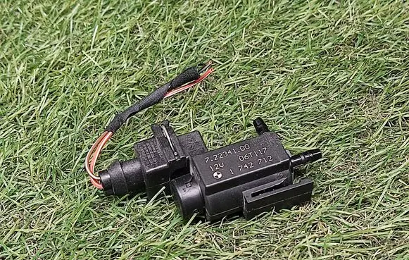 BMW 5 E60 E61 Turbo solenoid valve 1742712 72234100