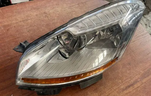 Citroen C4 I Picasso Headlight/headlamp
