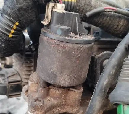 Opel Astra G EGR valve