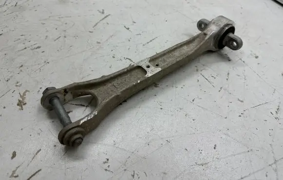 Tesla Model X Rear control arm 142044100G P23191020196 AS1700