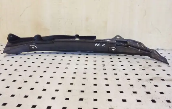 Honda Accord Fender end trim 