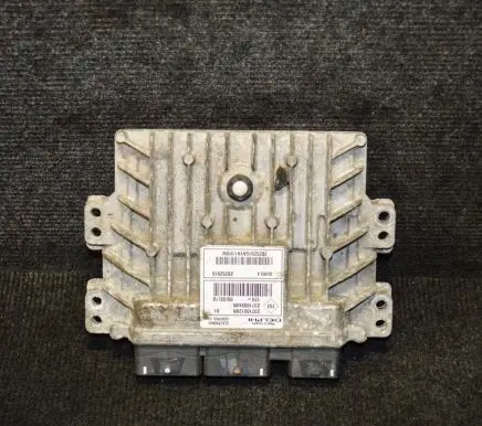Renault Megane III Engine control unit/module 237100120R 237100943R