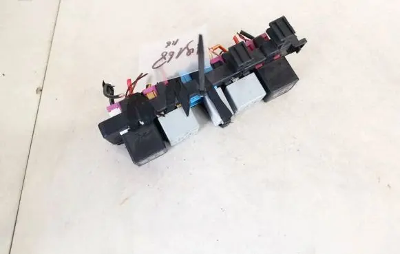 Volkswagen Golf VI Fuse box set 1k1937503