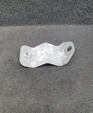 Audi A4 S4 B9 Fender mounting bracket 8W0821471