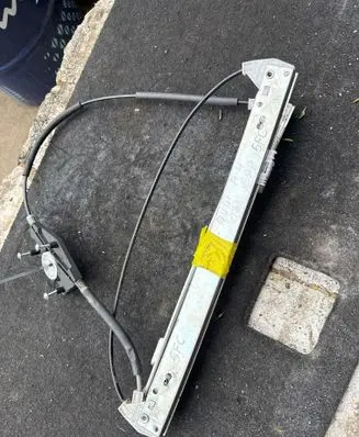 Audi A4 S4 B7 8E 8H Front window lifting mechanism without motor 