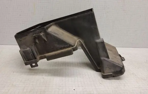 Volvo S60 Fuse box cover 9452548