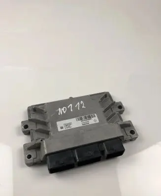 Renault Zoe Engine control unit/module 237D40289R