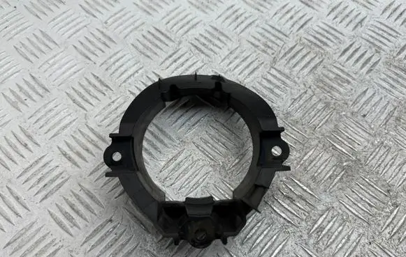 Toyota Avensis T270 Fog light bracket 5212805080 TSM5608G1