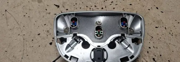 Peugeot 607 Front seat light 37320002 2606701