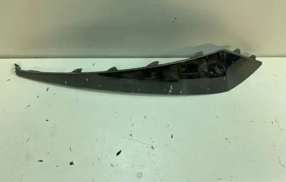 Hyundai Elantra VII Front bumper splitter molding 86595-AA010 86595AA010