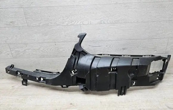 BMW X3 G01 Front bumper mounting bracket 8081895