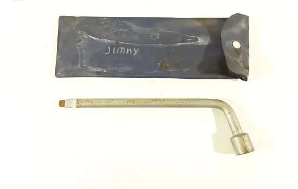 Suzuki Jimny Wheel nut wrench 