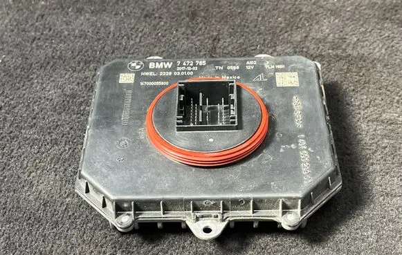 BMW X3 G01 LED ballast control module 7472765
