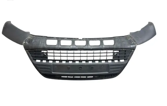 Ford Kuga I Front bumper upper radiator grill 8V4117C749A