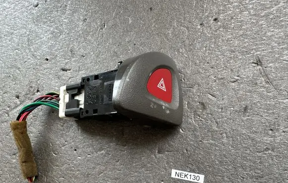 Nissan Patrol Y61 Hazard light switch 25290VB000
