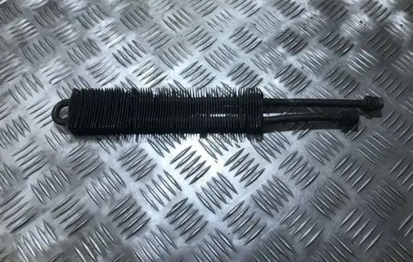 Engine oil radiator