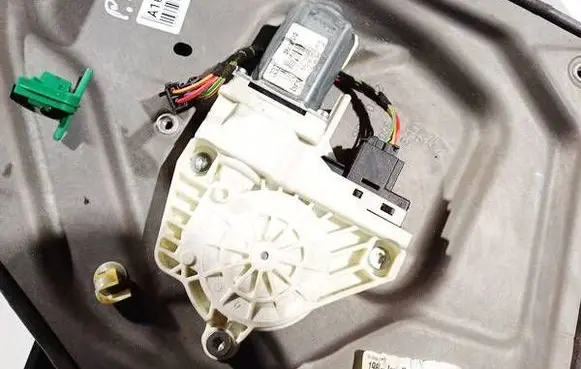 Front door window regulator motor