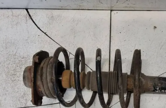 Lancia Delta Front coil spring