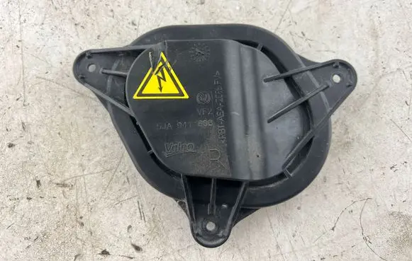 Skoda Rapid (NH) Headlight/headlamp dust cover 5JA941608