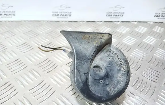 Audi A3 S3 8L Horn signal 0092018