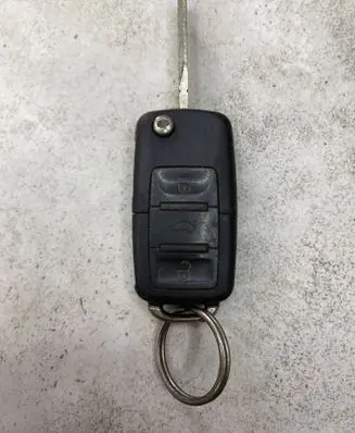 Volkswagen PASSAT B5.5 Ignition key/card 