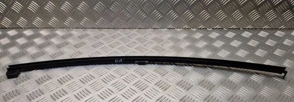 Lexus RX 330 - 350 - 400H Rear door windshield rail 