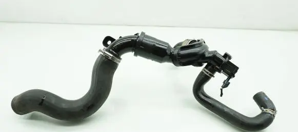 Ford Fiesta Air intake hose/pipe CJ5G-9U465-BA