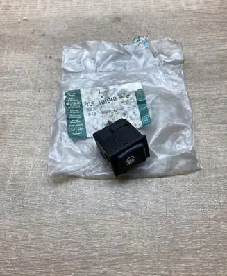 Land Rover Defender Fog light switch YUF101640 A0402808
