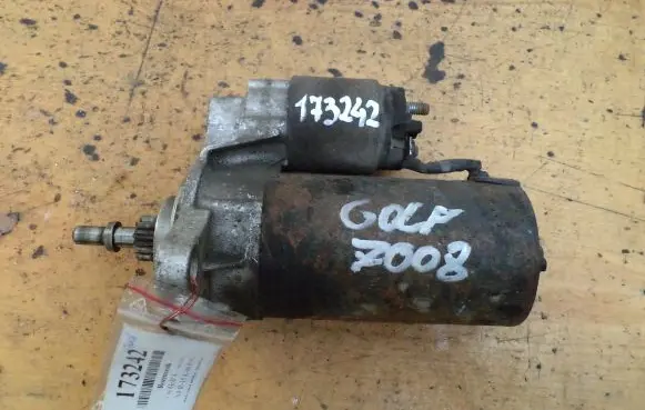 Volkswagen Golf III Starter motor