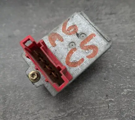 Audi A4 S4 B5 8D Heater blower motor/fan resistor 8D0959263 2458338