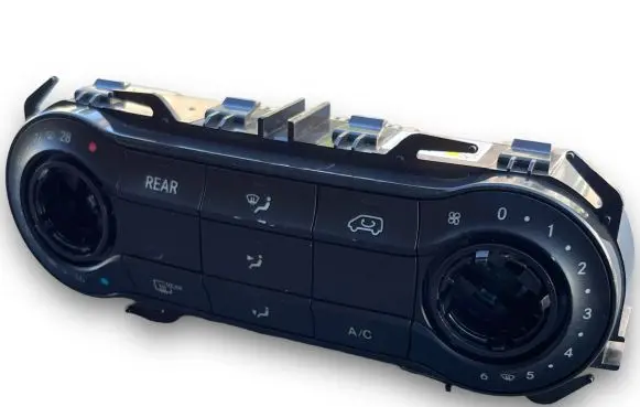 Mercedes-Benz V Class W447 Climate control unit A4479005911