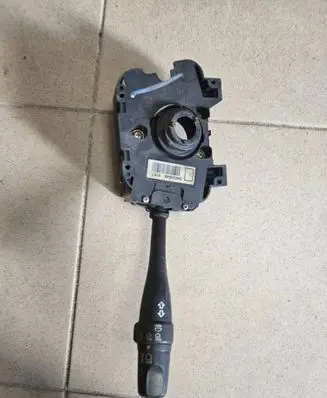 Nissan Terrano Indicator stalk 54353334