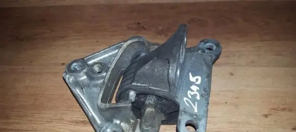 Mazda 121 SM Engine mount bracket 96fb7m125bg