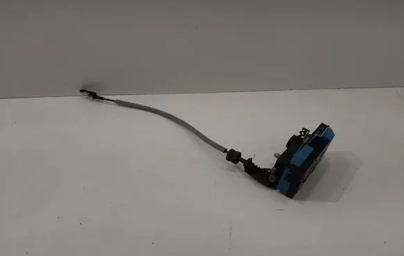 Volvo XC90 Front door lock