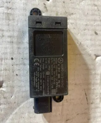 Mercedes-Benz C W205 Keyless (KESSY) go control unit/module A2179057001