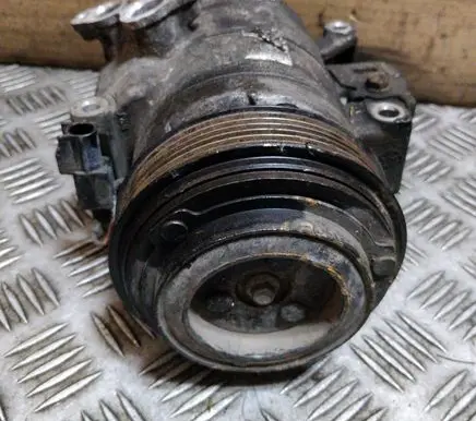 Mazda CX-5 Air conditioning (A/C) compressor (pump) F500AUCAA05