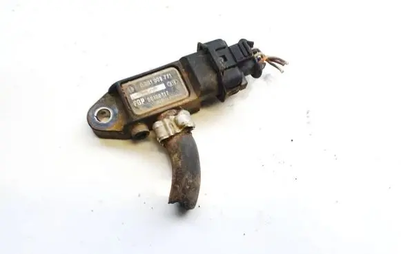 Suzuki SX4 Exhaust gas pressure sensor 0281002771 55198717