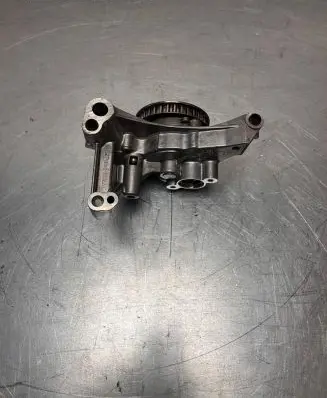 Skoda Octavia Mk2 (1Z) Oil pump 03L115105C