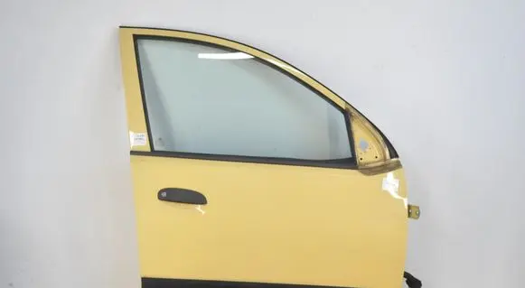 Hyundai i10 Front door 