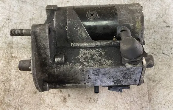 Toyota Land Cruiser (HDJ90) Starter motor 2810067070