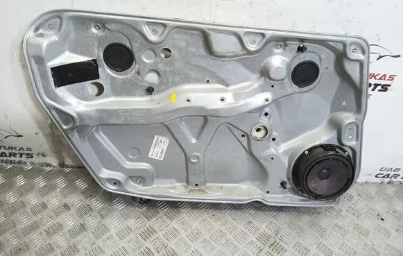 Volkswagen PASSAT B5.5 Front window lifting mechanism without motor 