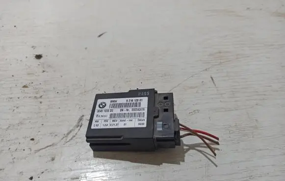 BMW 5 E60 E61 Other control units/modules 9216128 000542676 00401838D3