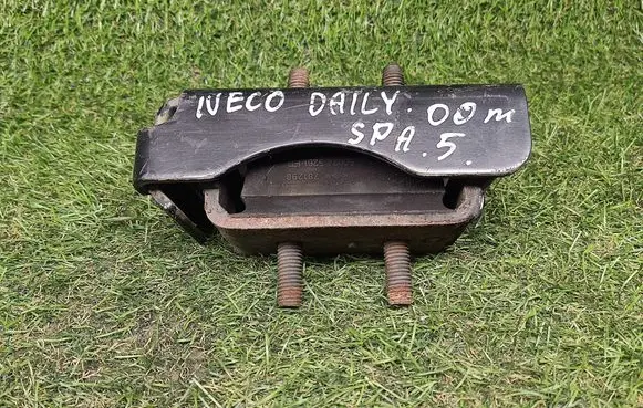 Iveco Daily 35 - 40.10 Engine mount bracket 500345261 500345261EB