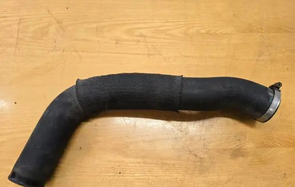 Mazda CX-7 Intercooler hose/pipe